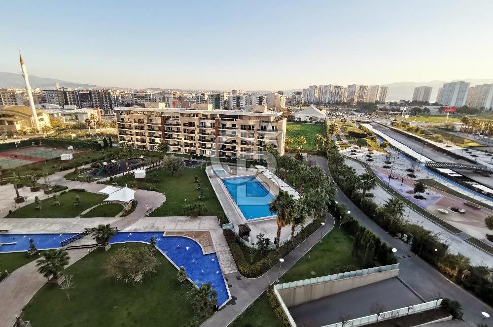 Karşıyaka Mavişehir Park Yaşam Satılık 2+1 Daire 8. Kat