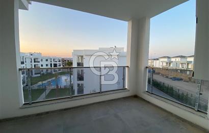 Manisa Karaalide havuzlu site içerisinde sıfır 1+1 daire
