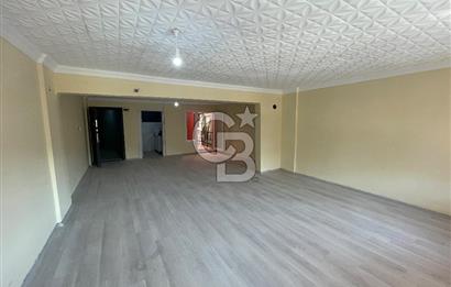 BERGAMA CUMHURİYET MEYDANINDA MERKEZİ KİRALIK OFİS