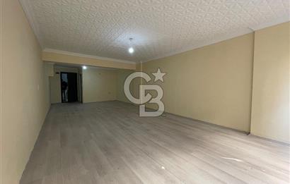 BERGAMA CUMHURİYET MEYDANI KARŞISI MERKEZİ KİRALIK OFİS