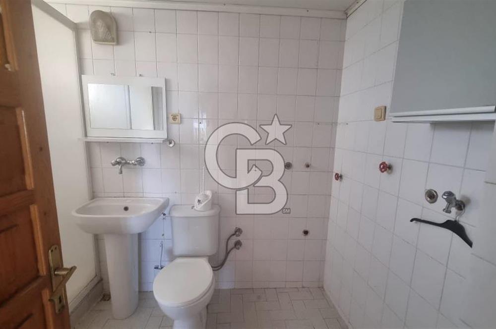 Gaziemir Irmak Mah. Site içerisinde Kiralık 3+1 daire