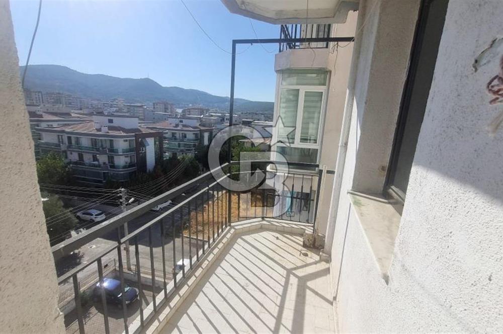 Gaziemir Irmak Mah. Site içerisinde Kiralık 3+1 daire