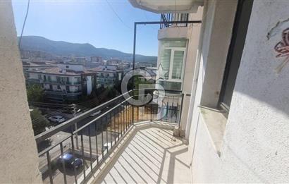 Gaziemir Irmak Mah. Site içerisinde Kiralık 3+1 daire