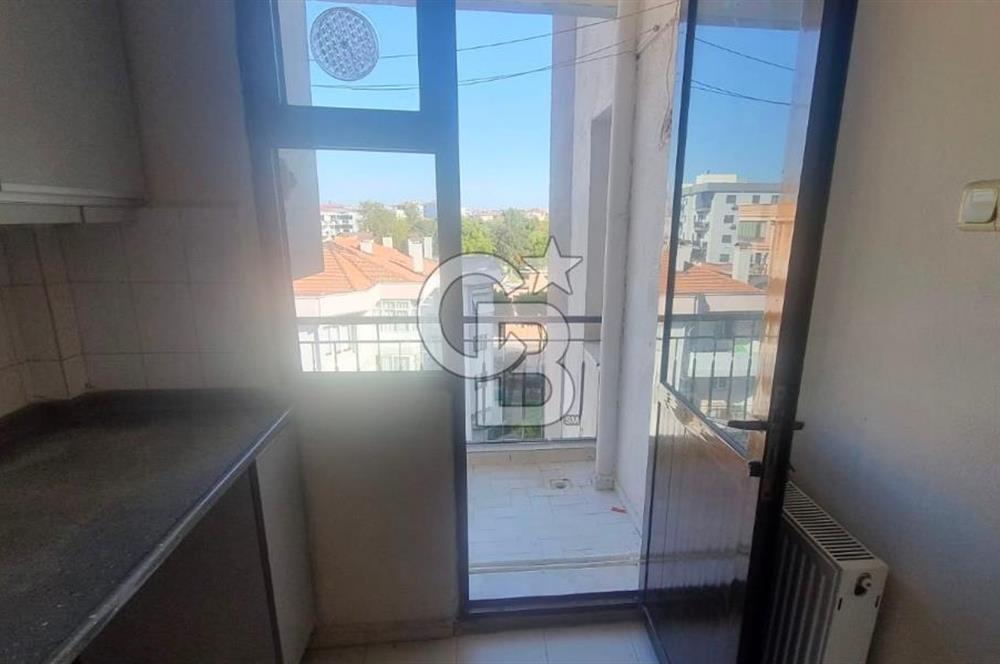 Gaziemir Irmak Mah. Site içerisinde Kiralık 3+1 daire