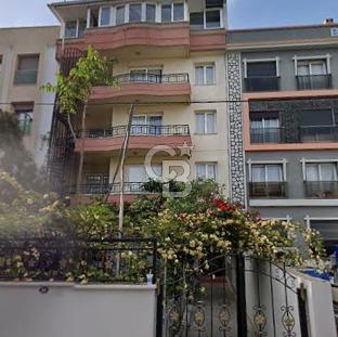 İzmir Buca Ada Tepede Satılık Ticari Kullanıma Uygun Bina