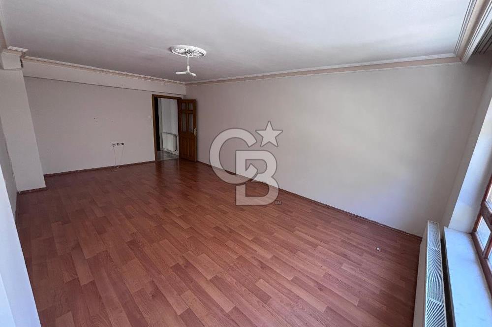 BADEMLİK MAHALLESİ'NDE TEMİZ, BAKIMLI VE BOŞ 3+1 SATILIK DAİRE