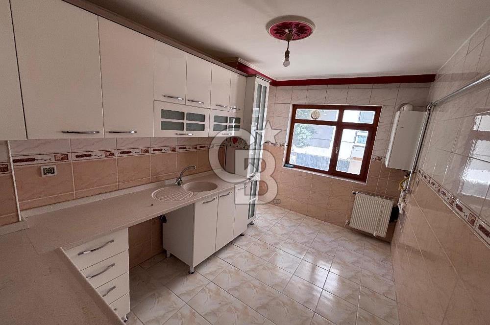 BADEMLİK MAHALLESİ'NDE TEMİZ, BAKIMLI VE BOŞ 3+1 SATILIK DAİRE
