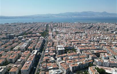 KARŞIYAKA GONCALAR’DA MERKEZİ KONUMDA SATILIK 2+1 ARA KAT DAİRE