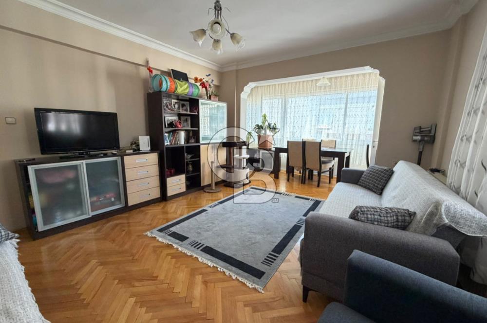 KARŞIYAKA GONCALAR’DA MERKEZİ KONUMDA SATILIK 2+1 ARA KAT DAİRE