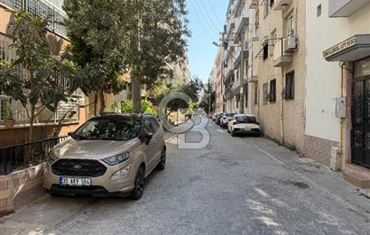 KARŞIYAKA GONCALAR’DA MERKEZİ KONUMDA SATILIK 2+1 ARA KAT DAİRE