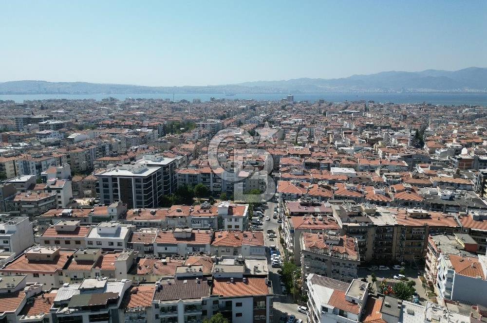 KARŞIYAKA GONCALAR’DA MERKEZİ KONUMDA SATILIK 2+1 ARA KAT DAİRE