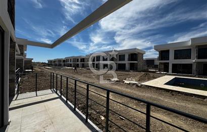 Altınova Gardenya Sitesi 2 + 1 