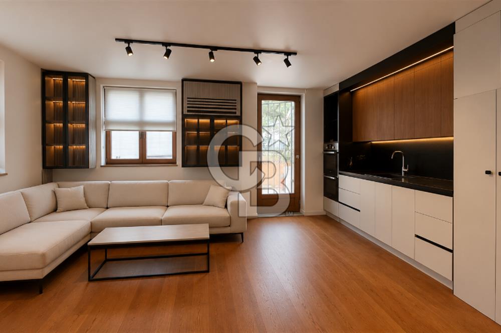 ATAŞEHİR SEMERKANT CADDESİNDE EŞYALI 1+1 BAHÇE KATI 65 M2