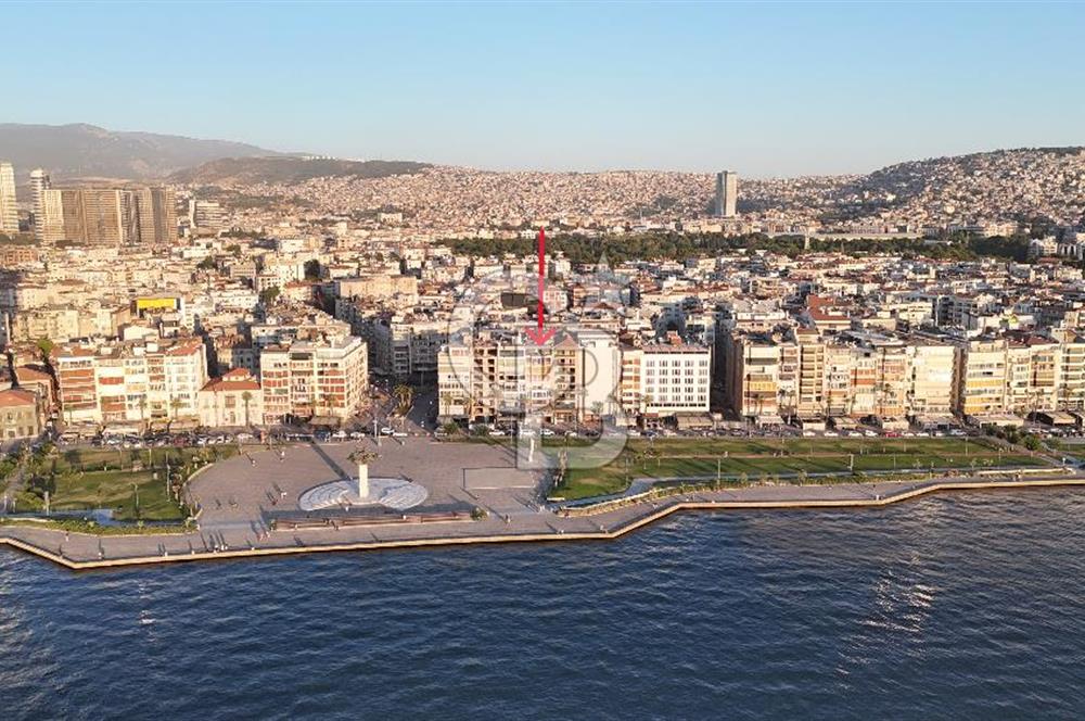 1.KORDON'DA SATILIK KESİNTİSİZ DENİZ MANZARALI 3+1 DAİRE