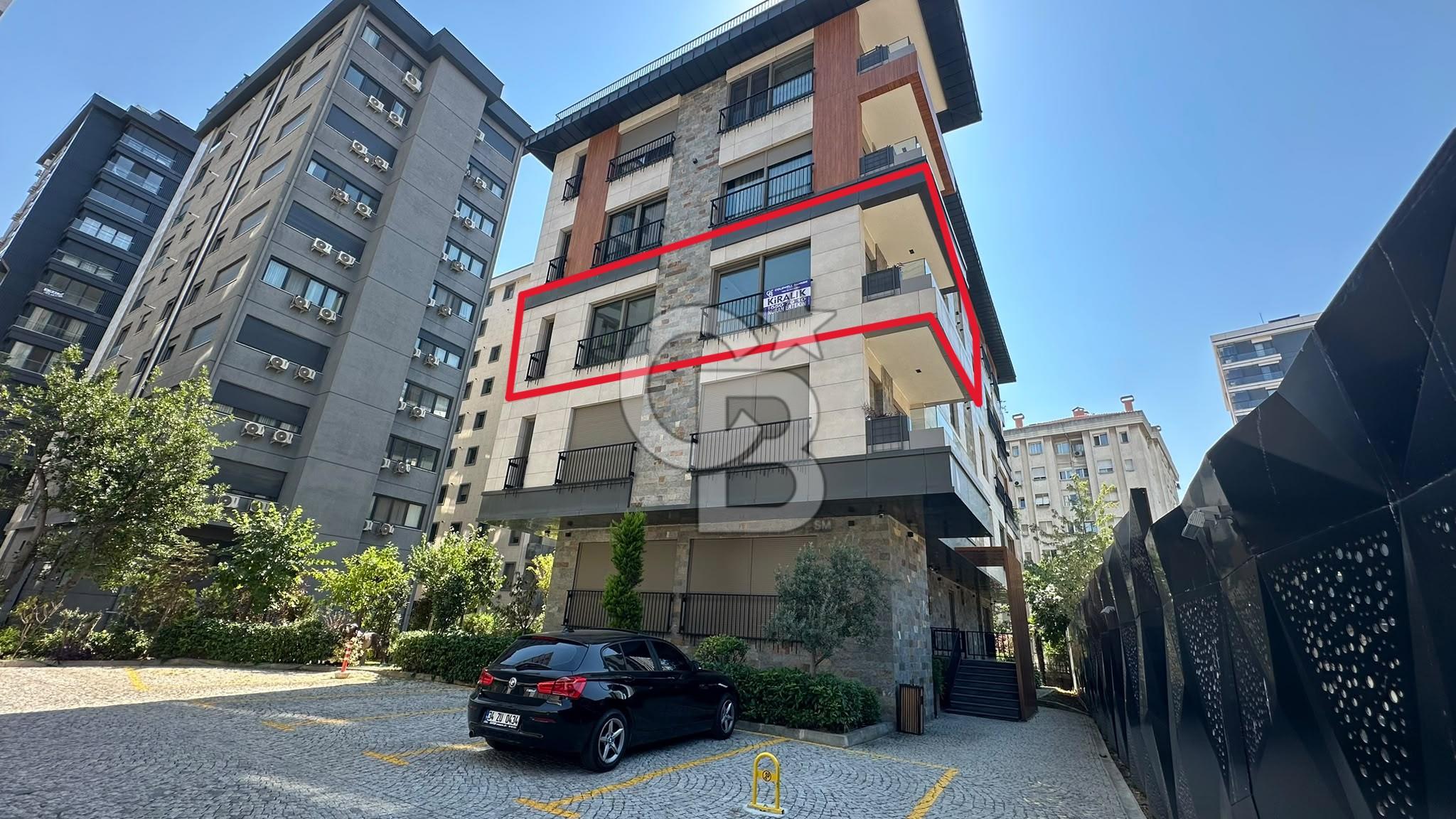 FENERYOLU,BAĞDAT CD. KONUTA VE İŞYERİNE UYGUN 135M2 BALKONLU 3+1