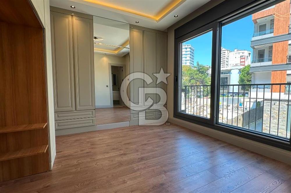 FENERYOLU,BAĞDAT CD. KONUTA VE İŞYERİNE UYGUN 135M2 BALKONLU 3+1