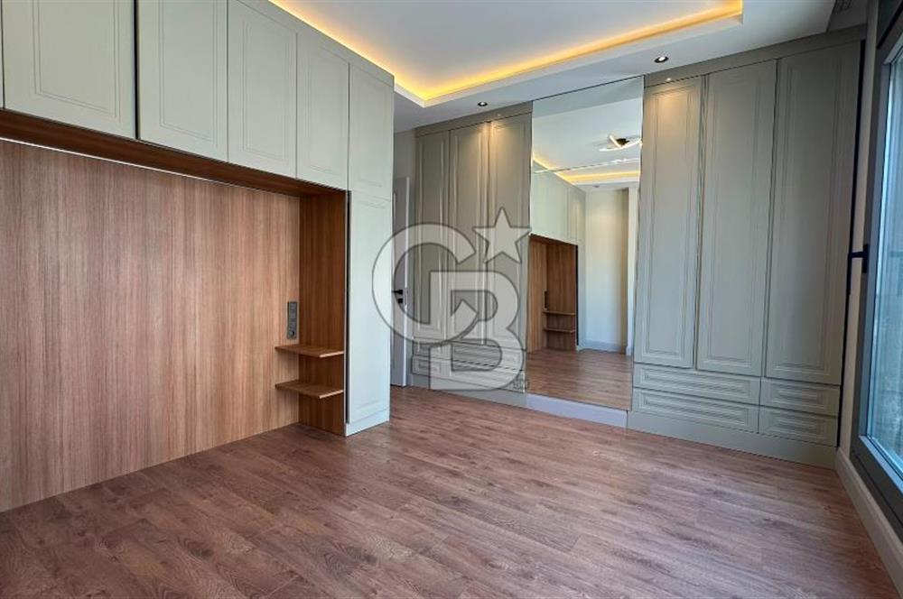 FENERYOLU,BAĞDAT CD. KONUTA VE İŞYERİNE UYGUN 135M2 BALKONLU 3+1