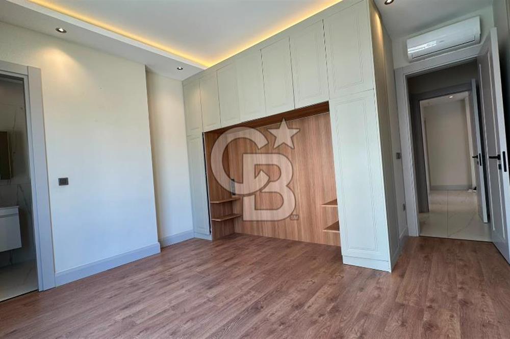 FENERYOLU,BAĞDAT CD. KONUTA VE İŞYERİNE UYGUN 135M2 BALKONLU 3+1
