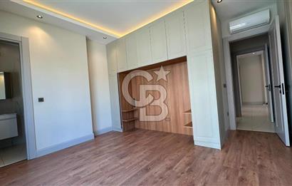 FENERYOLU,BAĞDAT CD. KONUTA VE İŞYERİNE UYGUN 135M2 BALKONLU 3+1