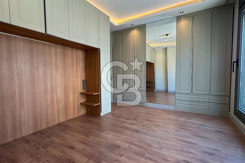 FENERYOLU,BAĞDAT CD. KONUTA VE İŞYERİNE UYGUN 135M2 BALKONLU 3+1