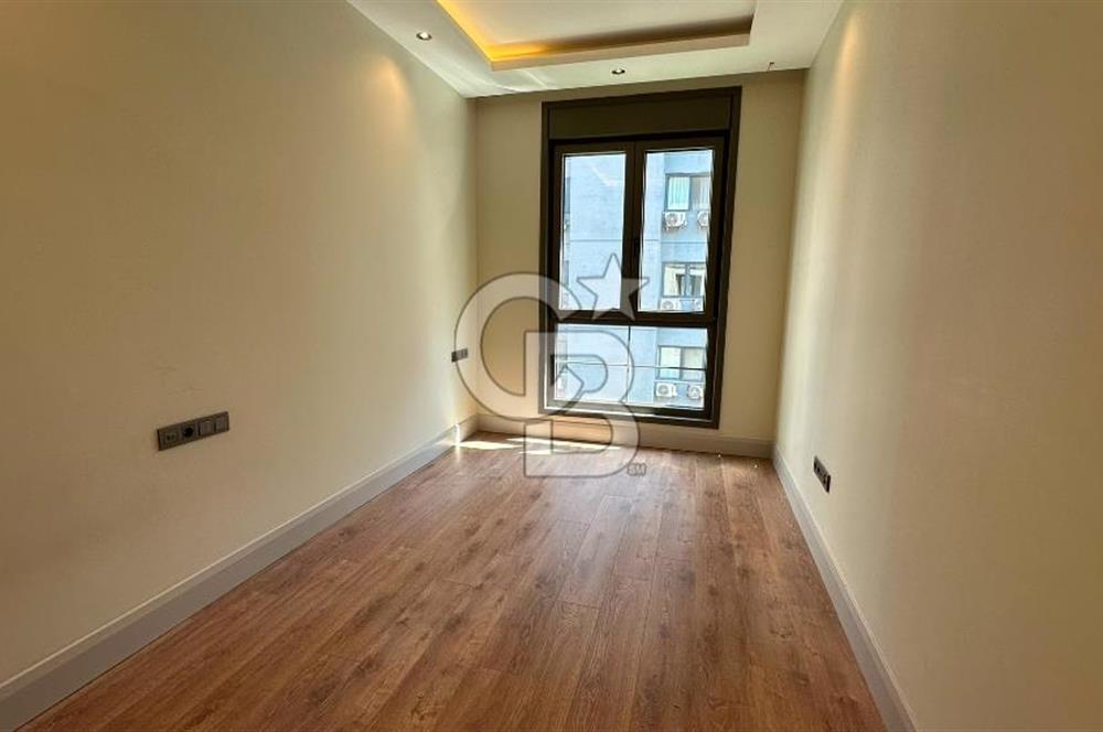 FENERYOLU,BAĞDAT CD. KONUTA VE İŞYERİNE UYGUN 135M2 BALKONLU 3+1