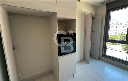 FENERYOLU,BAĞDAT CD. KONUTA VE İŞYERİNE UYGUN 135M2 BALKONLU 3+1