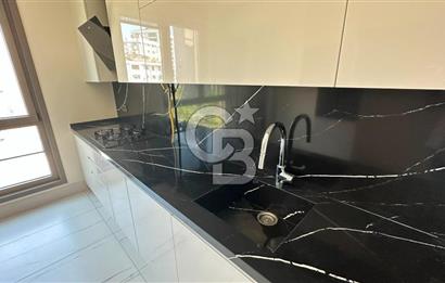 FENERYOLU,BAĞDAT CD. KONUTA VE İŞYERİNE UYGUN 135M2 BALKONLU 3+1