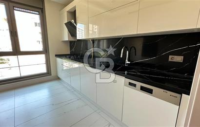 FENERYOLU,BAĞDAT CD. KONUTA VE İŞYERİNE UYGUN 135M2 BALKONLU 3+1