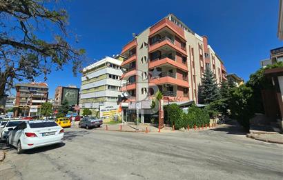 TURAN GÜNEŞ'E BİR BİNA ASANSÖRLÜ K.GARAJLI SATILIK 3+1DAİRE