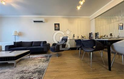 Ataşehir Modern1'de, 2 Balkondan Havuz Manzaralı, Satılık 3+1 Daire