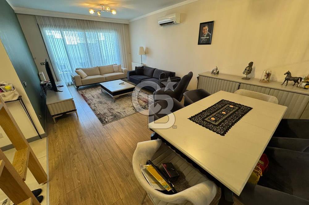 Ataşehir Modern1'de, 2 Balkondan Havuz Manzaralı, Satılık 3+1 Daire