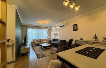 Ataşehir Modern1'de, 2 Balkondan Havuz Manzaralı, Satılık 3+1 Daire