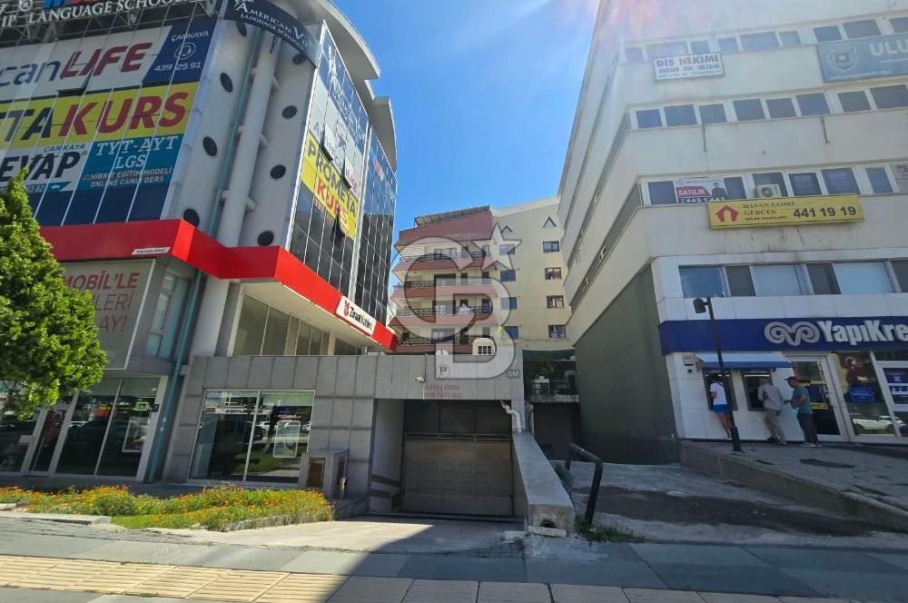 TURAN GÜNEŞ'E BİR BİNA ASANSÖRLÜ K.GARAJLI SATILIK 3+1DAİRE