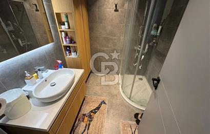 Ataşehir Modern1'de, 2 Balkondan Havuz Manzaralı, Satılık 3+1 Daire