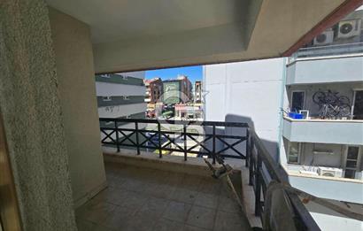 TURAN GÜNEŞ'E BİR BİNA ASANSÖRLÜ K.GARAJLI SATILIK 3+1DAİRE