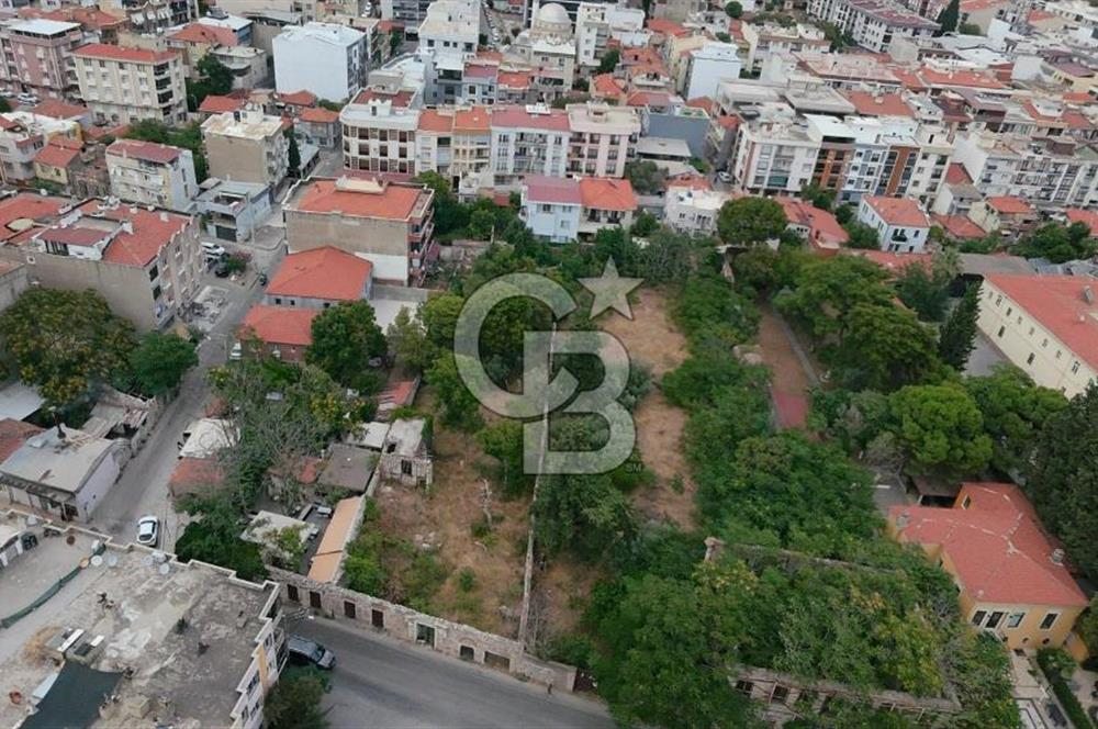 İzmir Buca'da Tarihi Marcel Balladur Levanten Köşkü 1300 m² Alan
