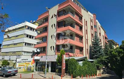 TURAN GÜNEŞ'E BİR BİNA ASANSÖRLÜ K.GARAJLI SATILIK 3+1DAİRE