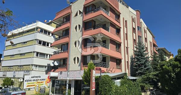 TURAN GÜNEŞ'E BİR BİNA ASANSÖRLÜ K.GARAJLI SATILIK 3+1DAİRE - 369271