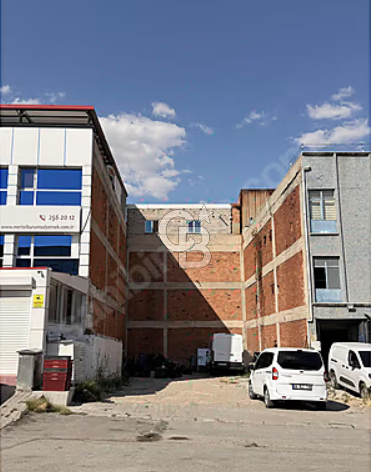 GERSAN SANAYİ SİTESİNDE 260 M2 SATILIK TİCARİ ARSA