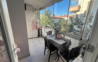ÖVEÇLER'DE 8. CADDEDE YAPILI 2+1 UYGUN FİYATA SATILIK DAİRE
