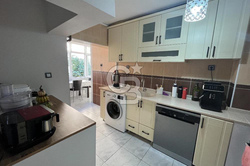 ÖVEÇLER'DE 8. CADDEDE YAPILI 2+1 UYGUN FİYATA SATILIK DAİRE