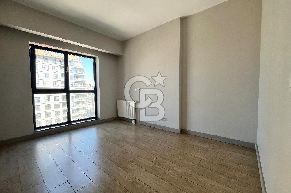 AKZİRVE STRADA büyük balkonlu 1+1