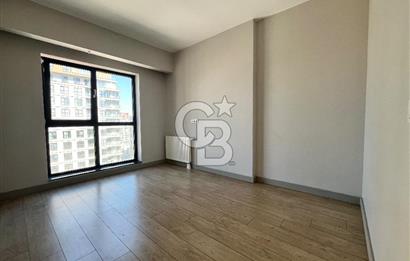 AKZİRVE STRADA büyük balkonlu 1+1
