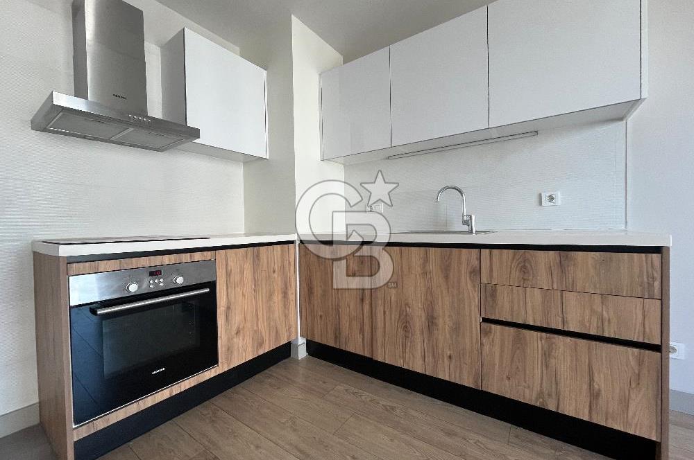 AKZİRVE STRADA büyük balkonlu 1+1