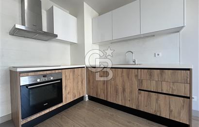 AKZİRVE STRADA büyük balkonlu 1+1