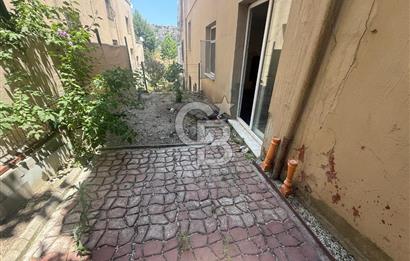 BAHÇEŞEHİR'DE SATILIK VİLLA TADINDA 3+1 SATILIK DAİRE
