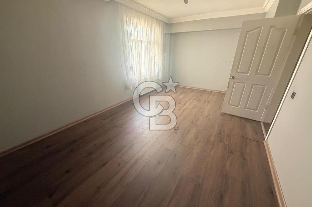 BAHÇEŞEHİR'DE SATILIK VİLLA TADINDA 3+1 SATILIK DAİRE