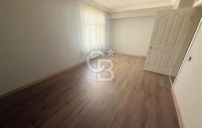 BAHÇEŞEHİR'DE SATILIK VİLLA TADINDA 3+1 SATILIK DAİRE