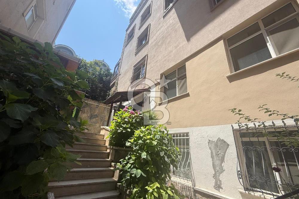 BAHÇEŞEHİR'DE SATILIK VİLLA TADINDA 3+1 SATILIK DAİRE