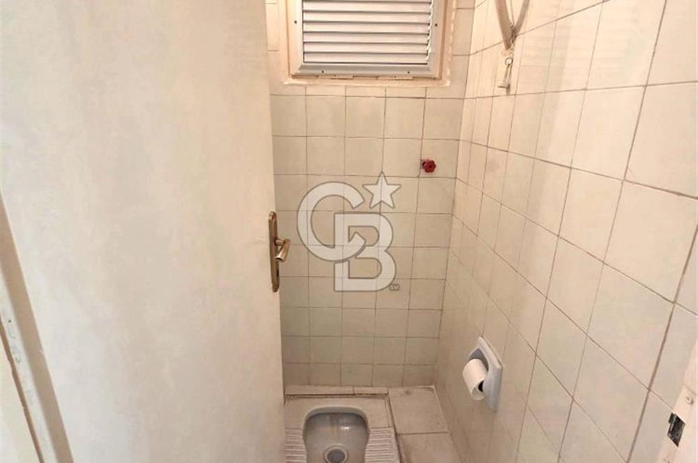 KARŞIYAKA ALAYBEY MERKEZ'DE İZBAN YAKINI KİRALIK 3+1 DAİRE....
